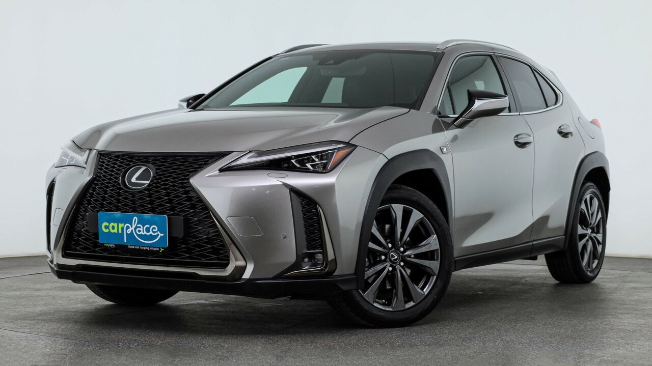 Lexus Ux image 1