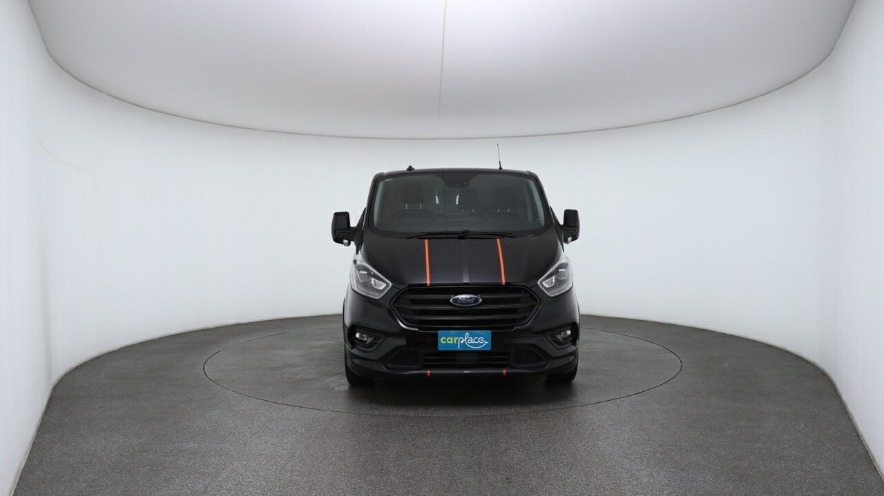 Ford Transit Custom image 2