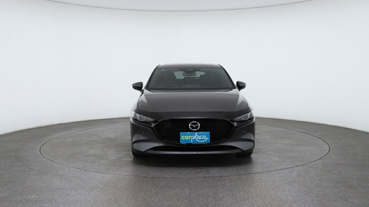 Mazda 3 image 2