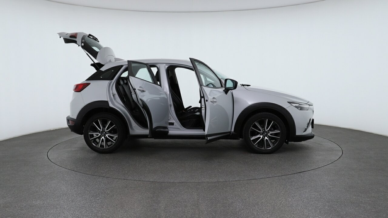 Mazda Cx-3 image 4