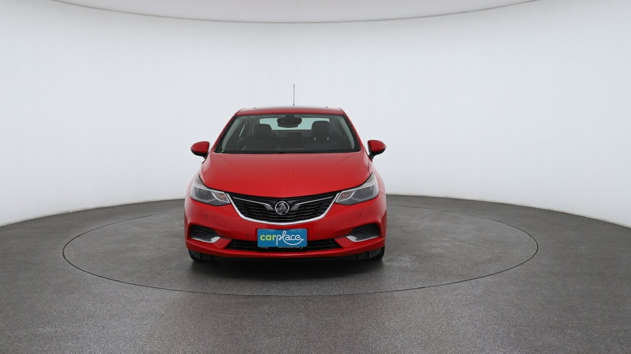 Holden Astra image 2