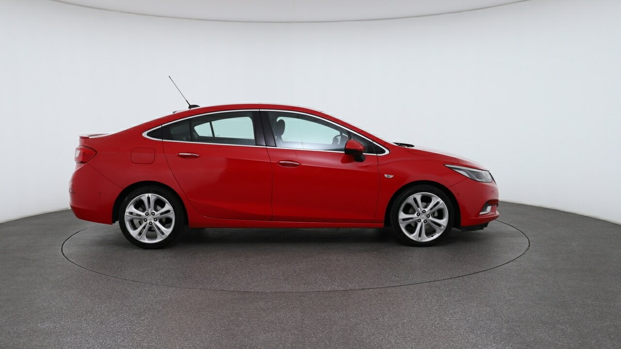 Holden Astra image 3