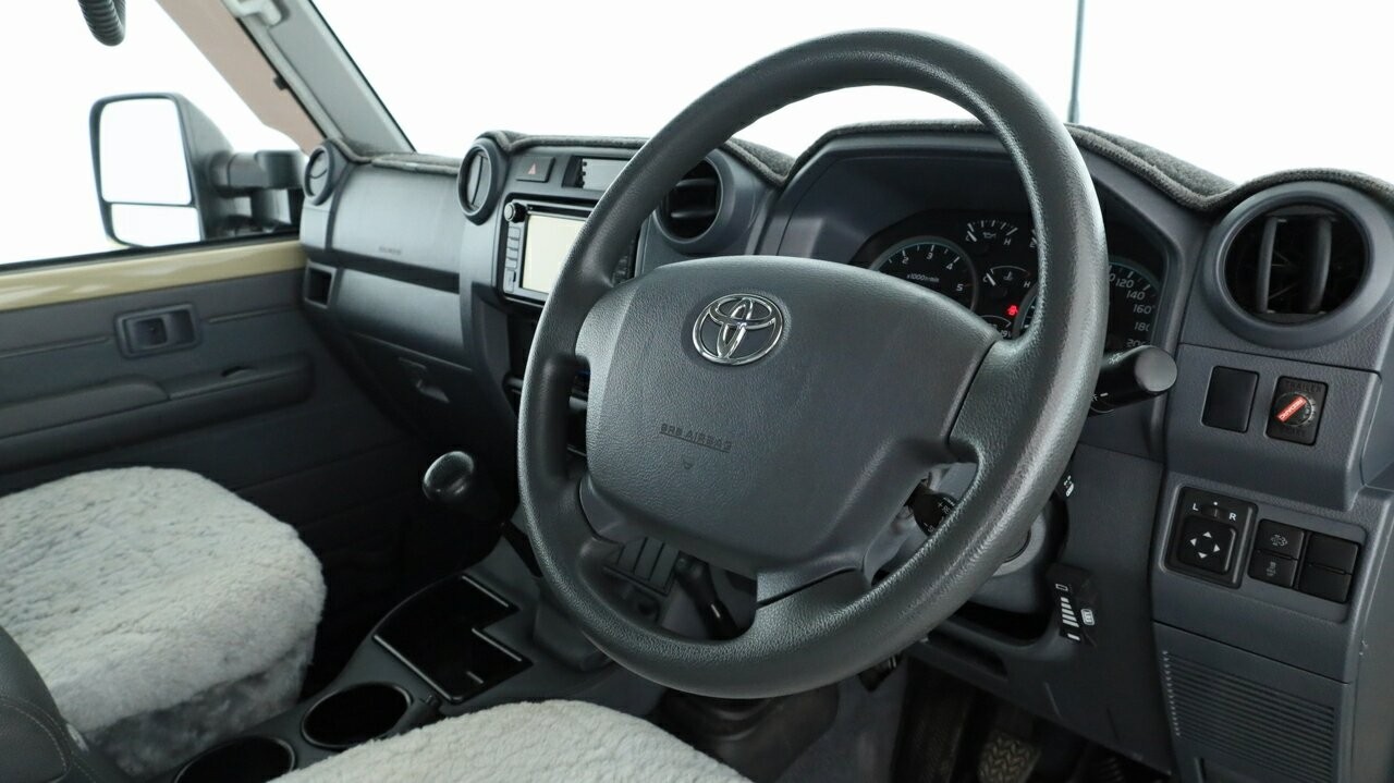 Toyota Landcruiser image 4