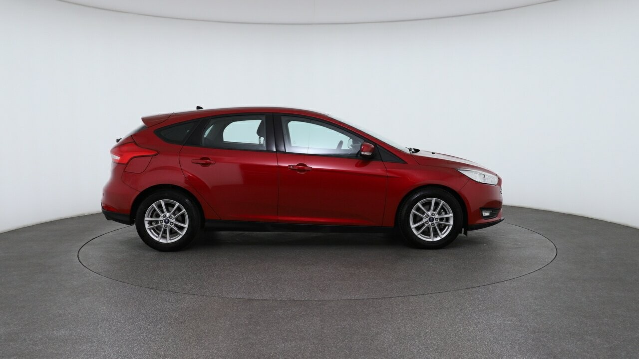 Ford Focus image 3
