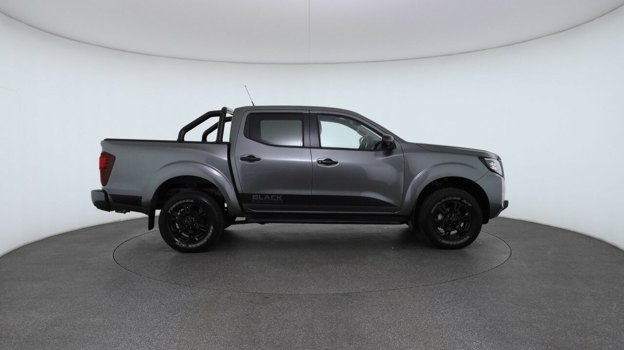 Nissan Navara image 3