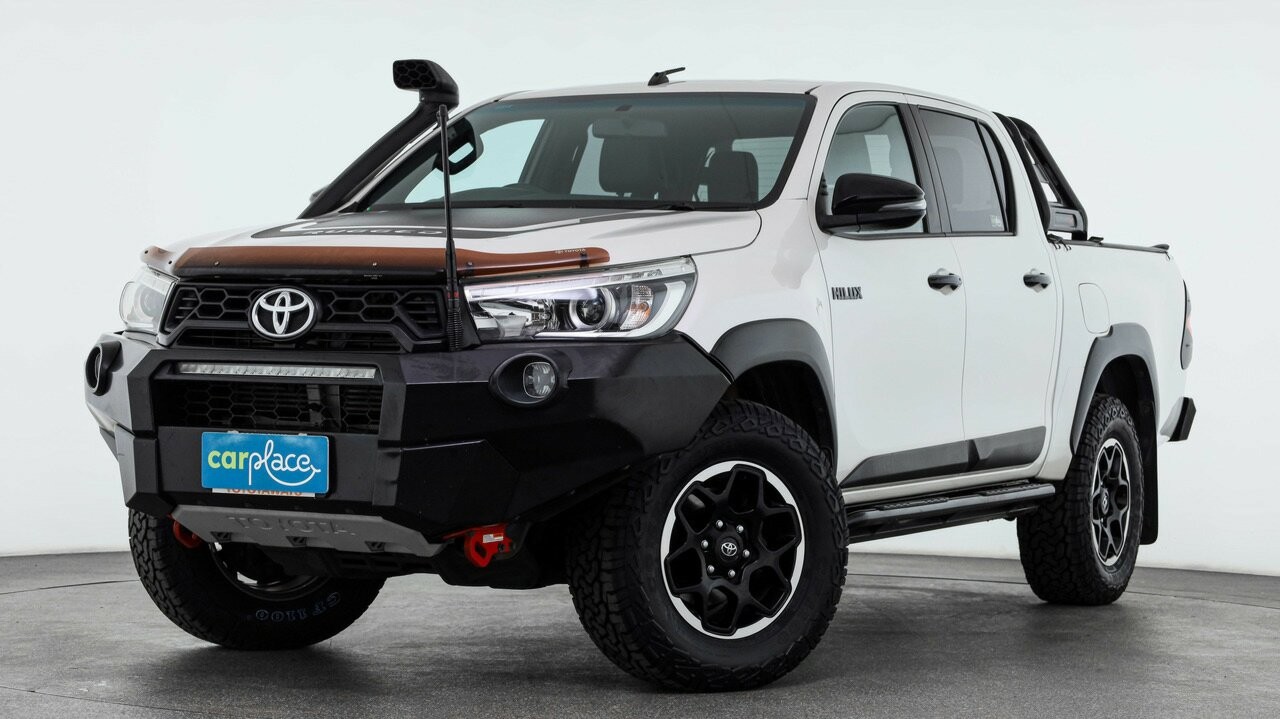 Toyota Hilux image 1