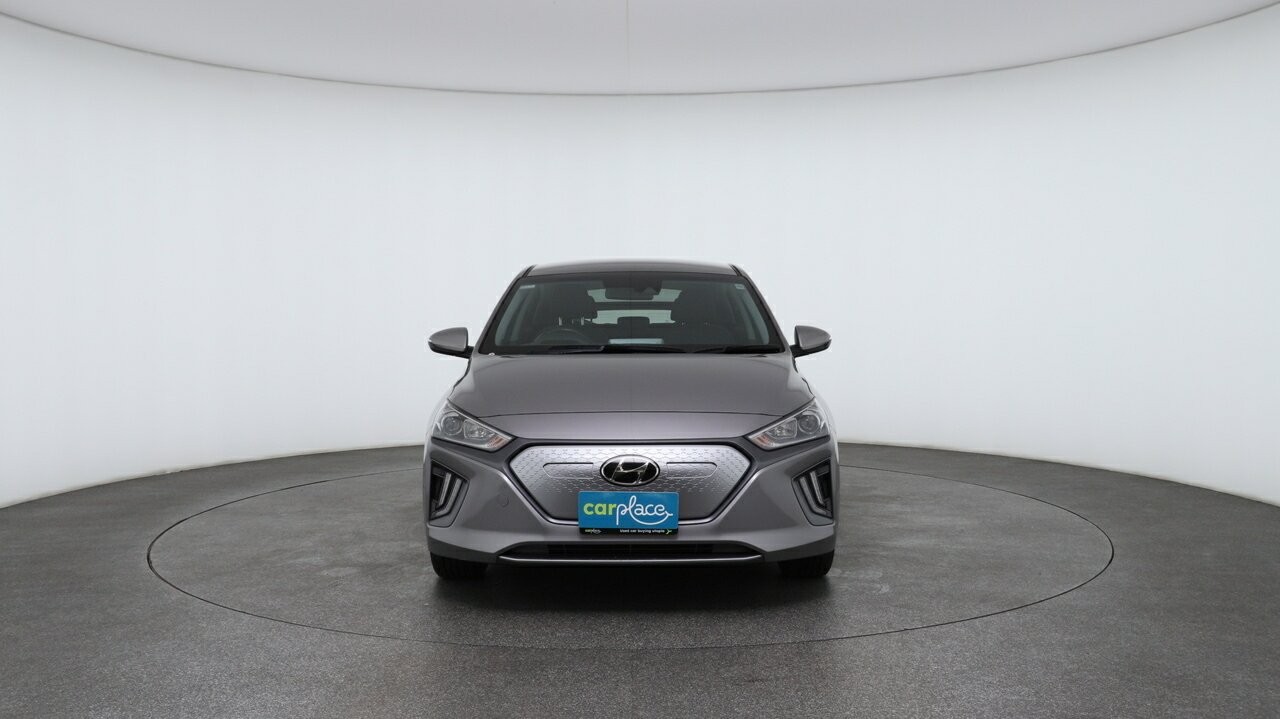 Hyundai Ioniq image 2