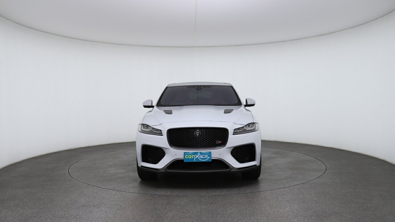 Jaguar F-pace image 3