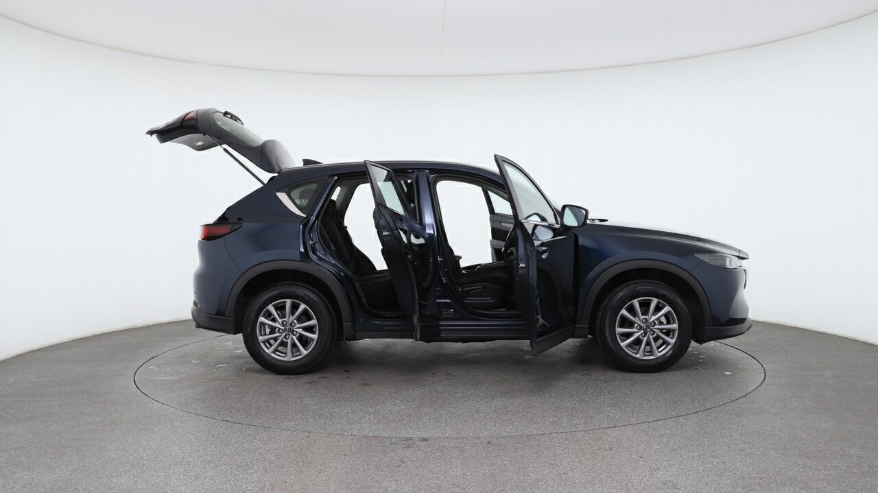 Mazda Cx-5 image 4