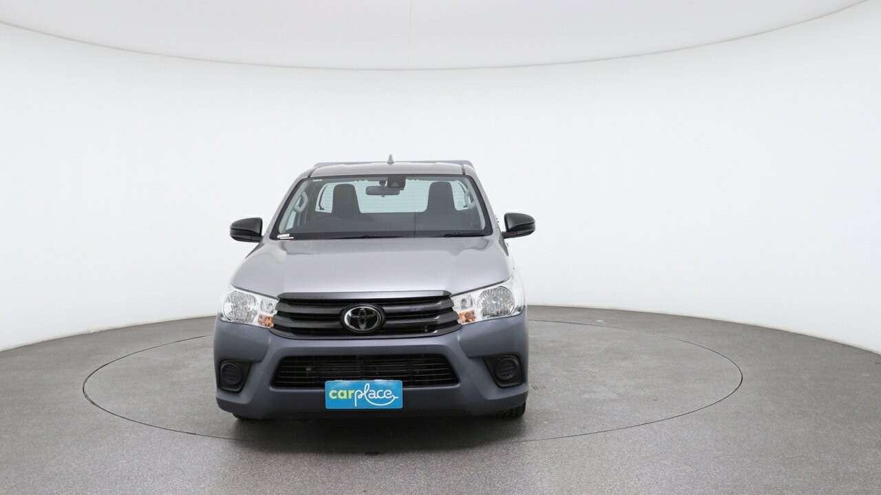 Toyota Hilux image 3
