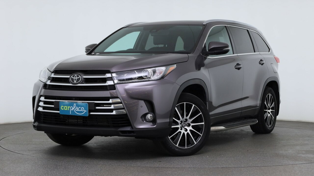 Toyota Kluger image 1