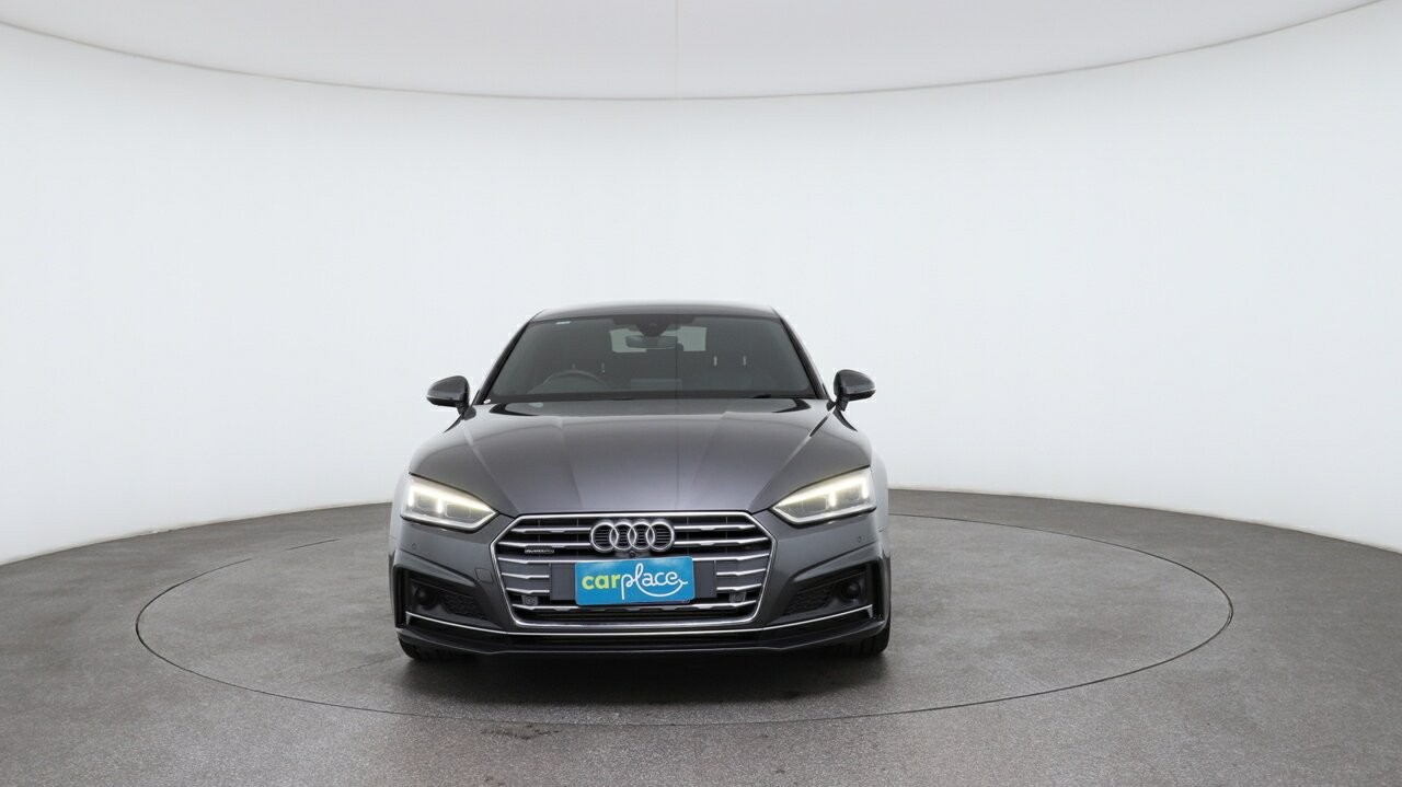 Audi A5 image 2