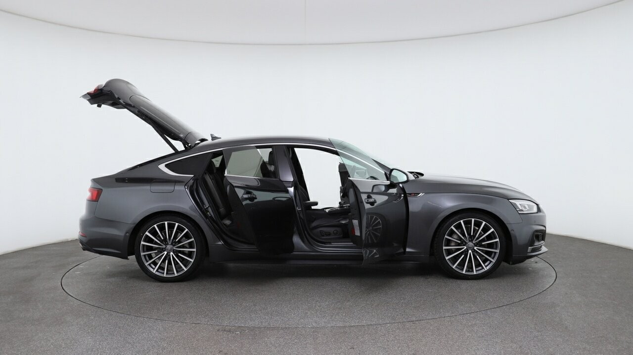 Audi A5 image 4