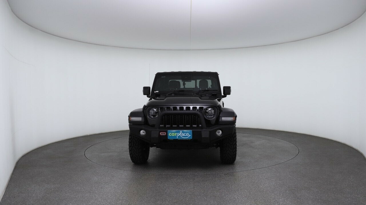 Jeep Gladiator image 2