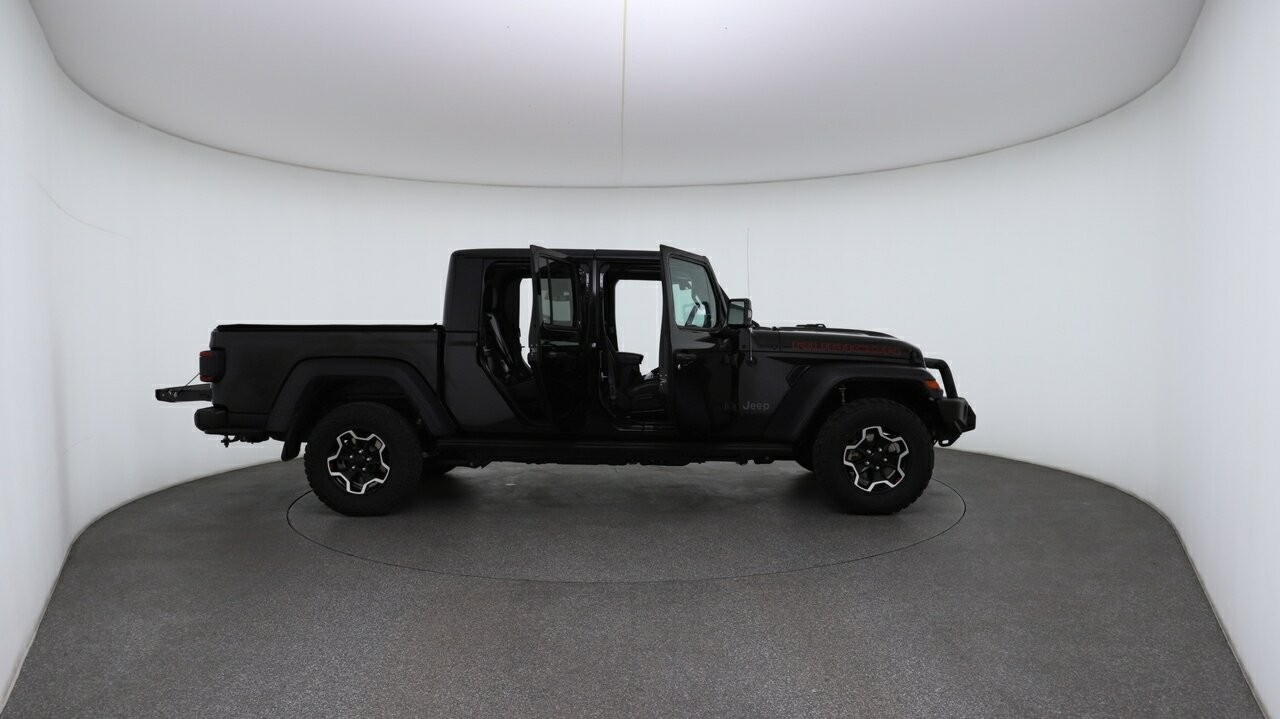 Jeep Gladiator image 4
