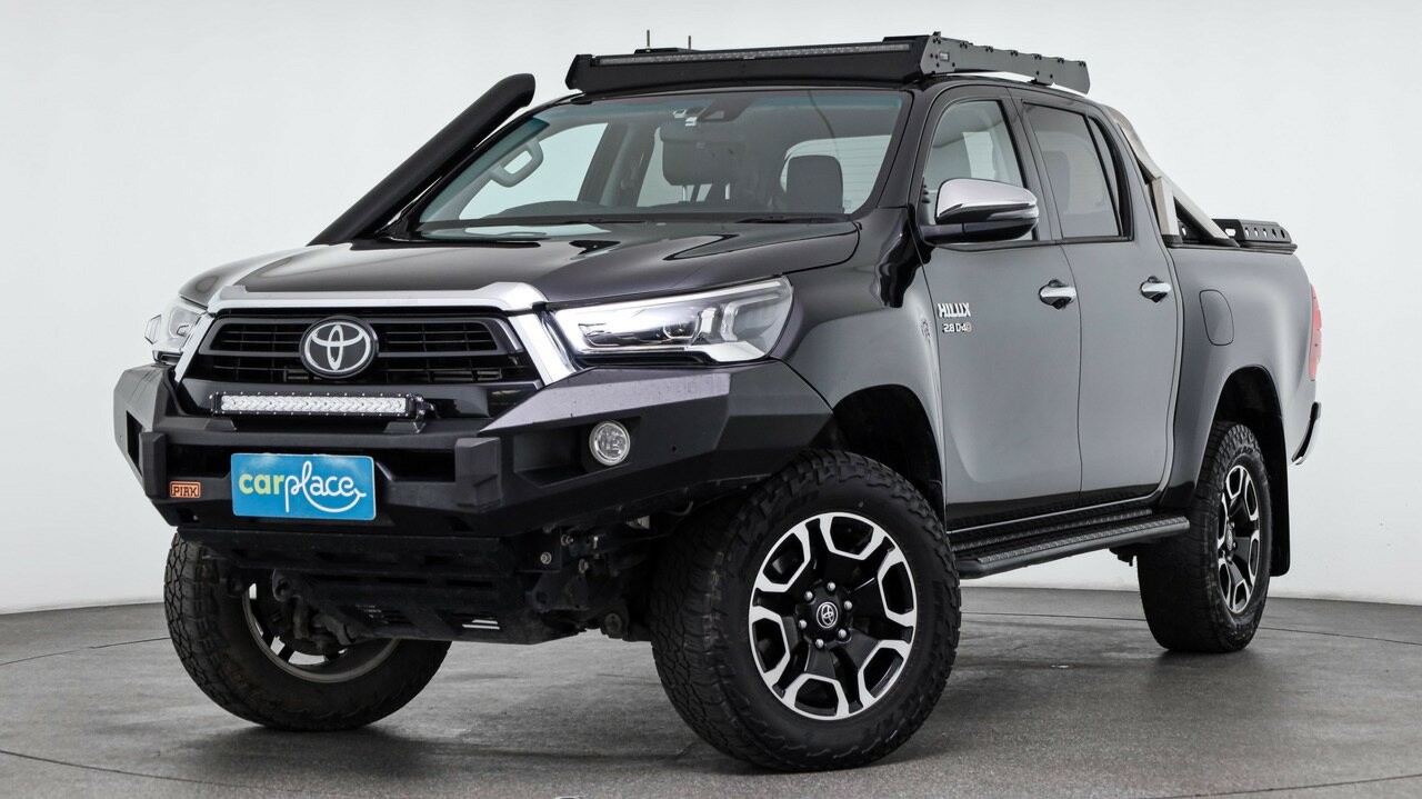 Toyota Hilux image 1