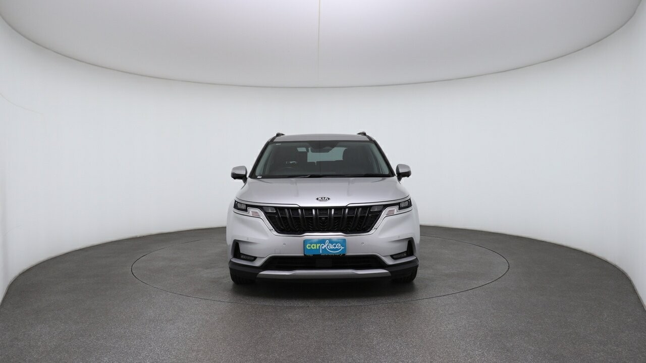 Kia Carnival image 2