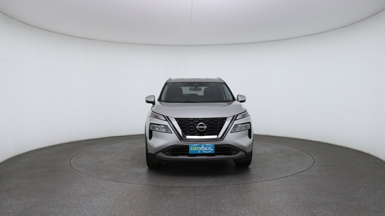 Nissan X-trail image 2