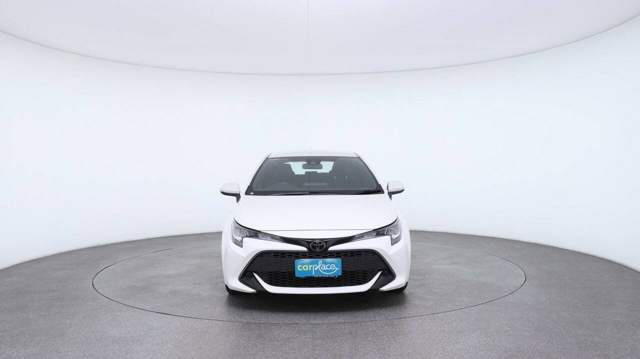 Toyota Corolla image 2