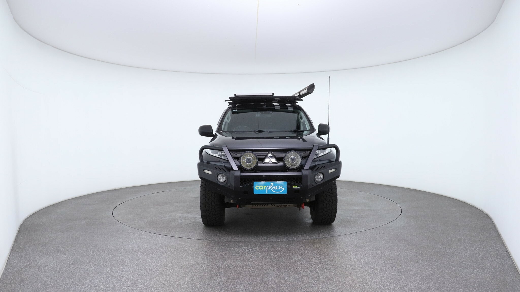 Mitsubishi Triton image 3