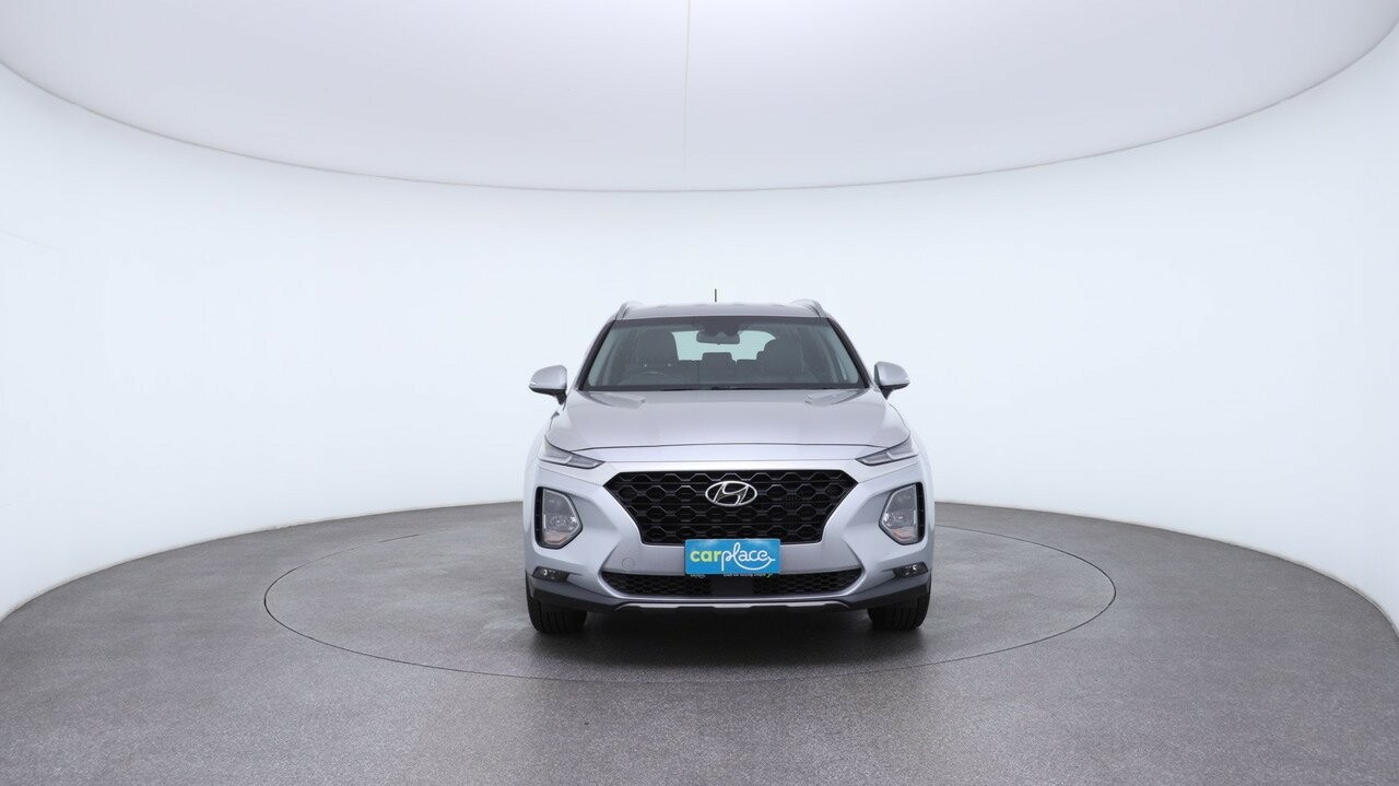 Hyundai Santa Fe image 2