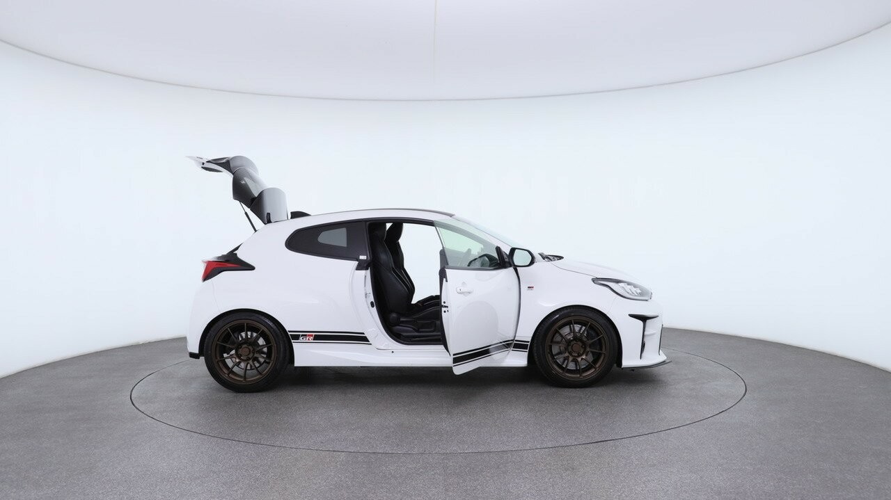 Toyota Yaris image 4