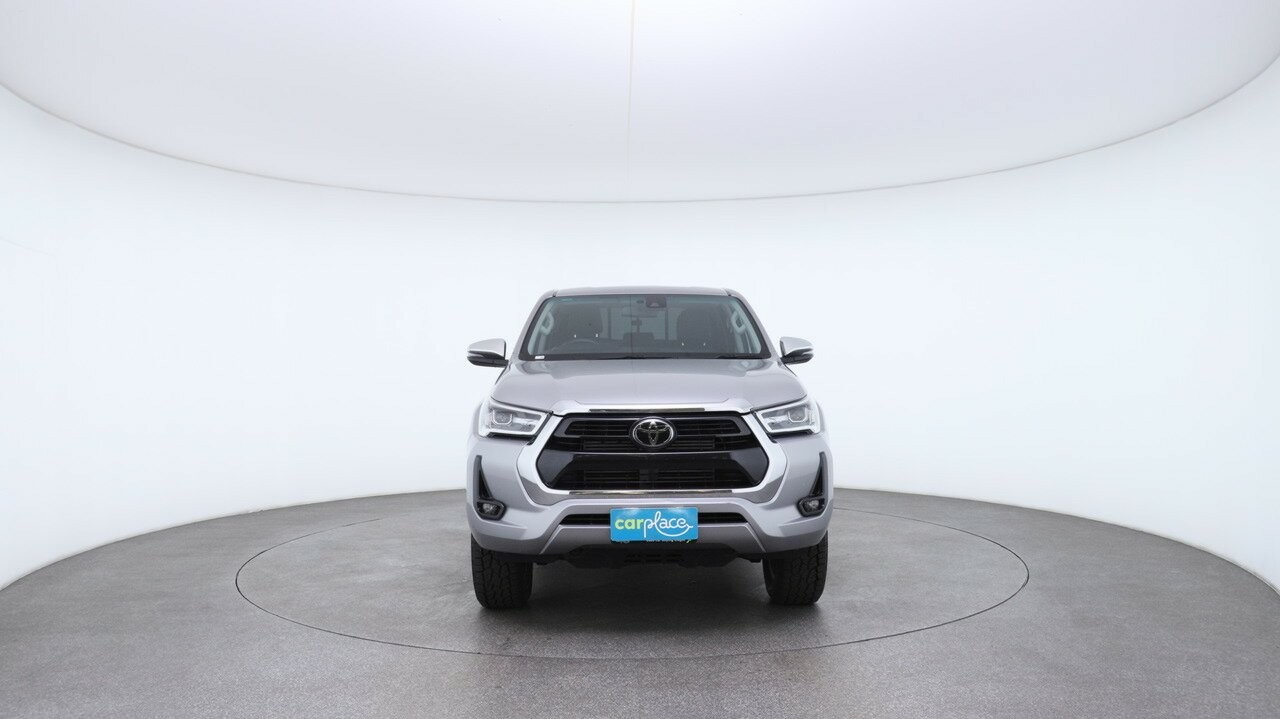 Toyota Hilux image 3
