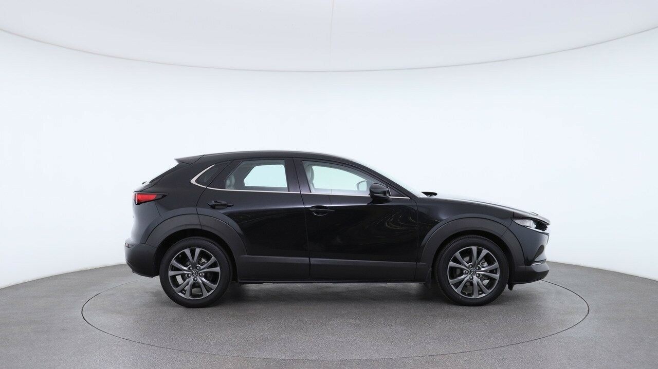 Mazda Cx-30 image 3