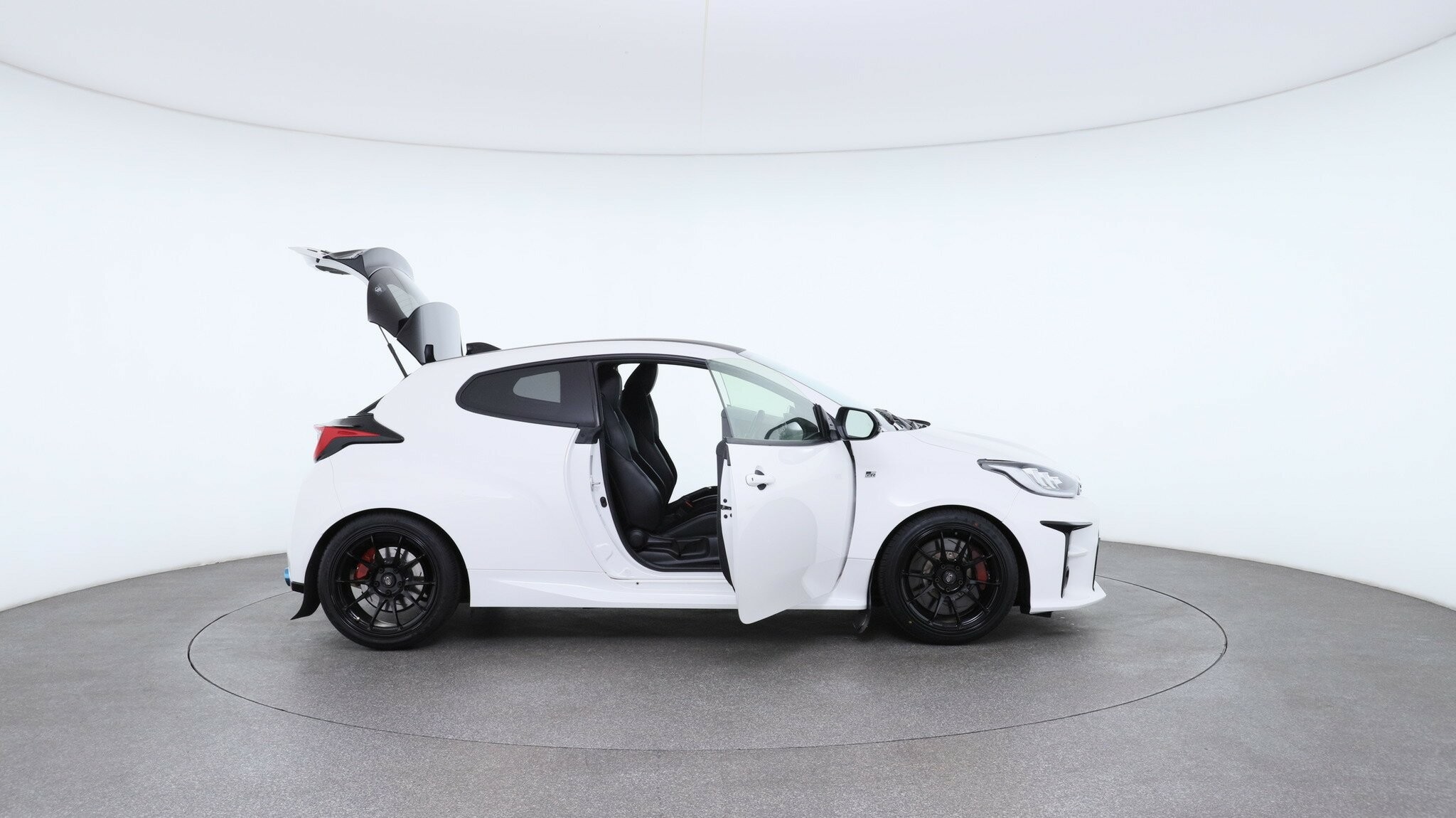 Toyota Yaris image 4