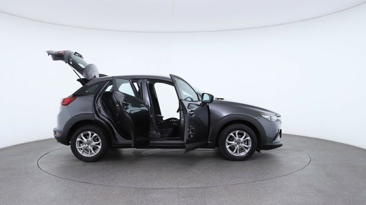 Mazda Cx-3 image 4