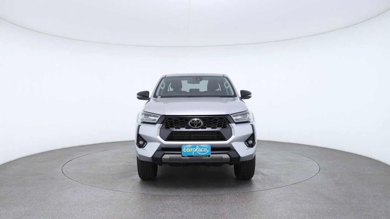 Toyota Hilux image 3