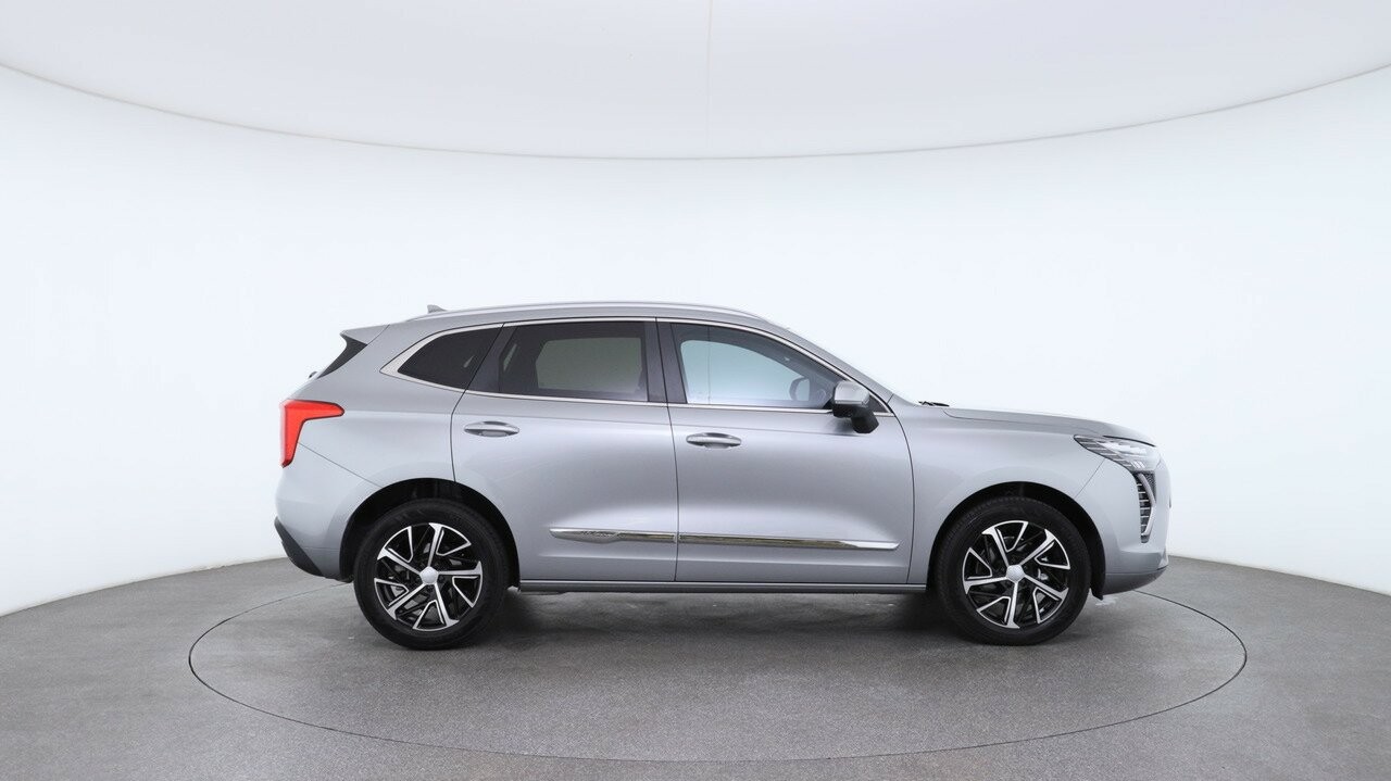 Haval Jolion image 3