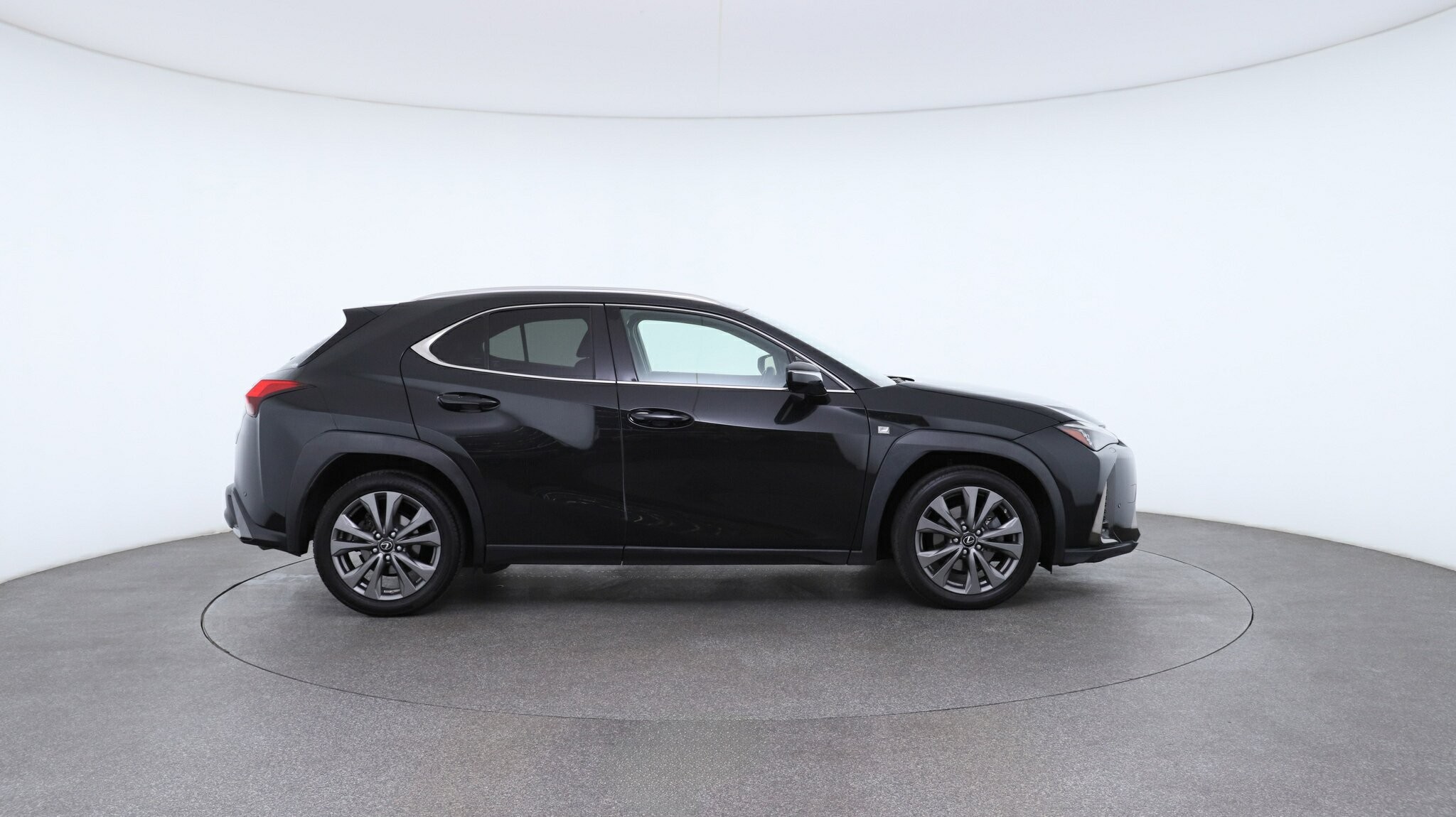 Lexus Ux image 4