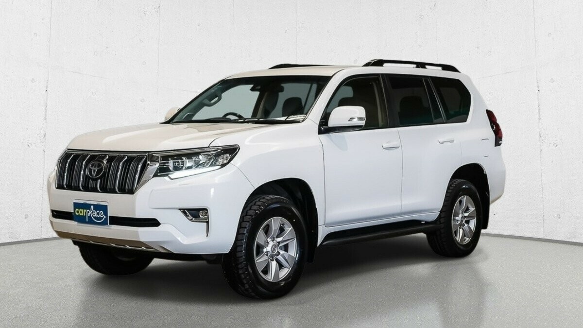 Toyota Landcruiser Prado image 4