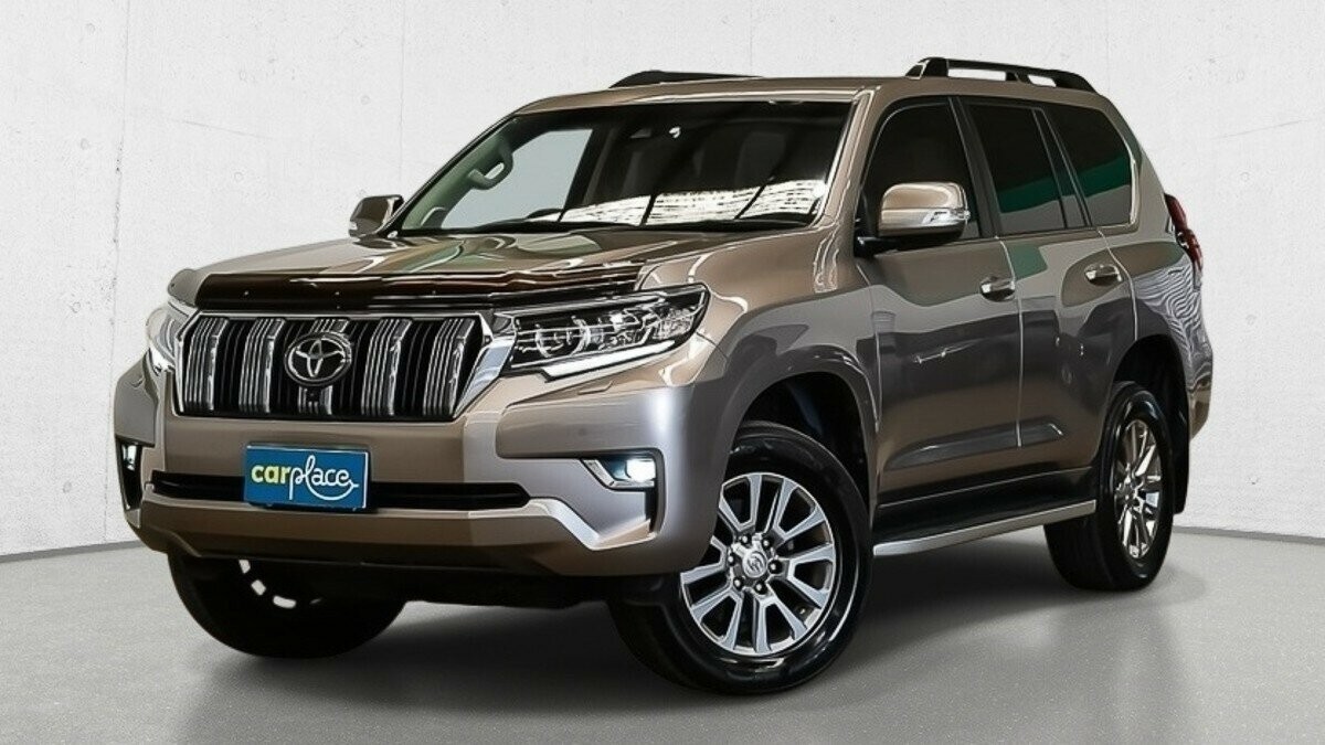 Toyota Landcruiser Prado image 3