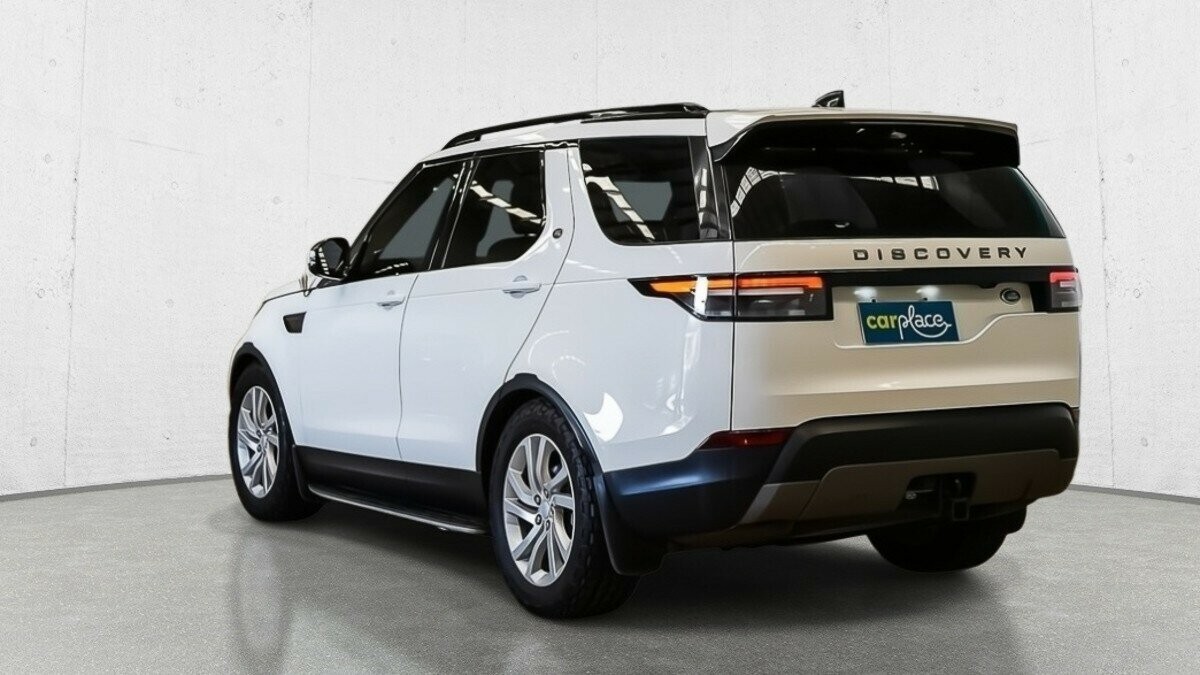 Land Rover Discovery image 4