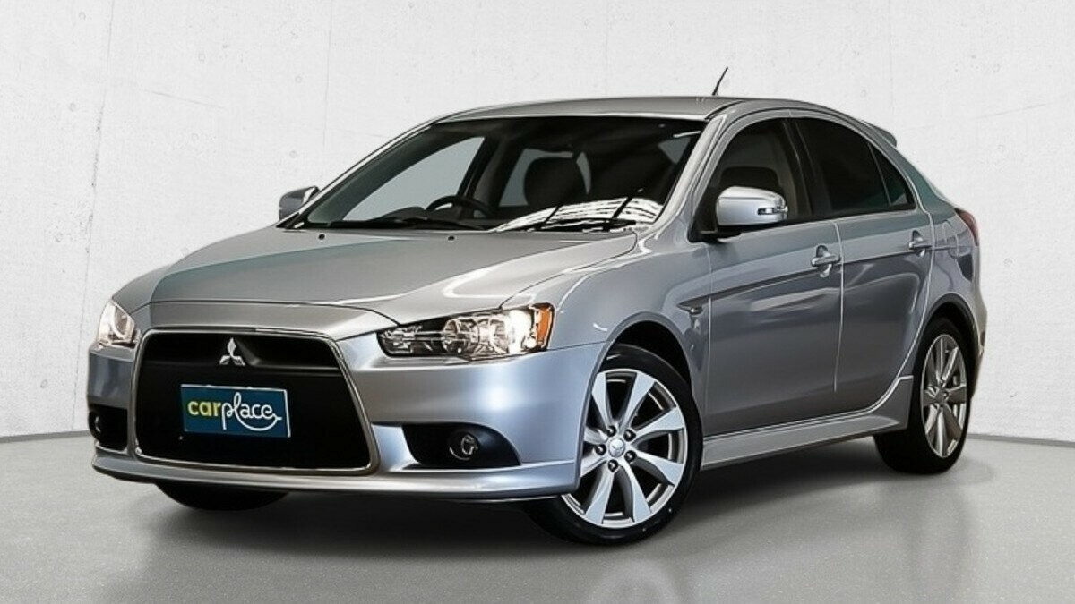 Mitsubishi Lancer image 1