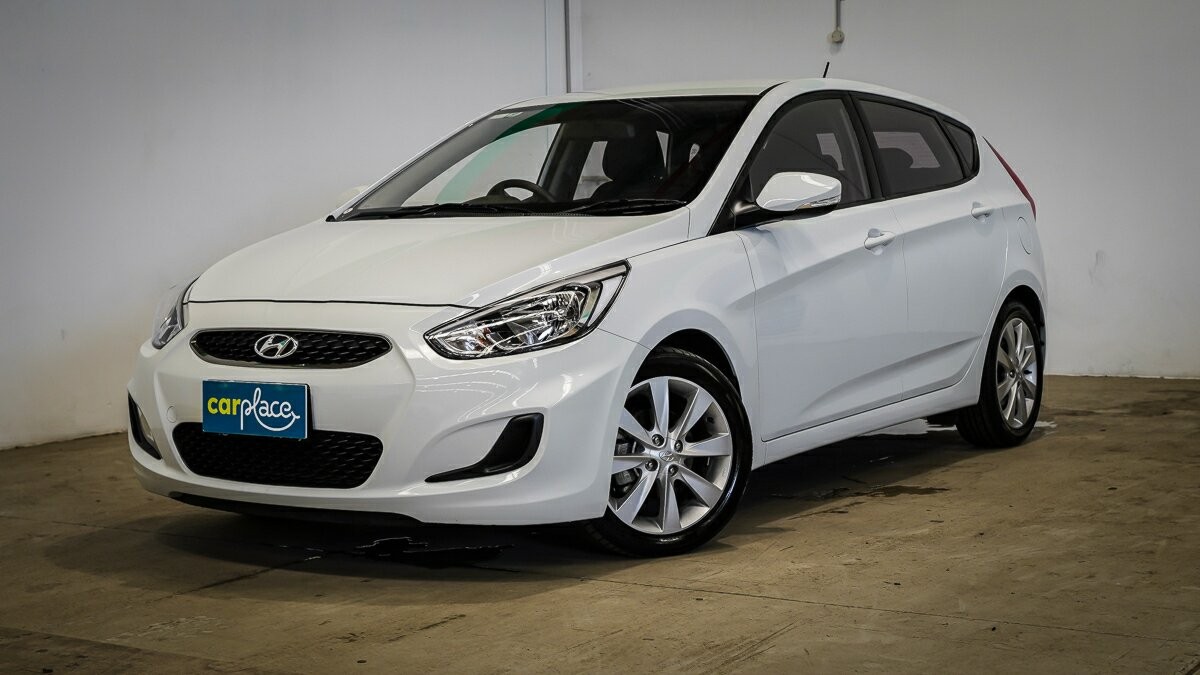 Hyundai Accent image 1