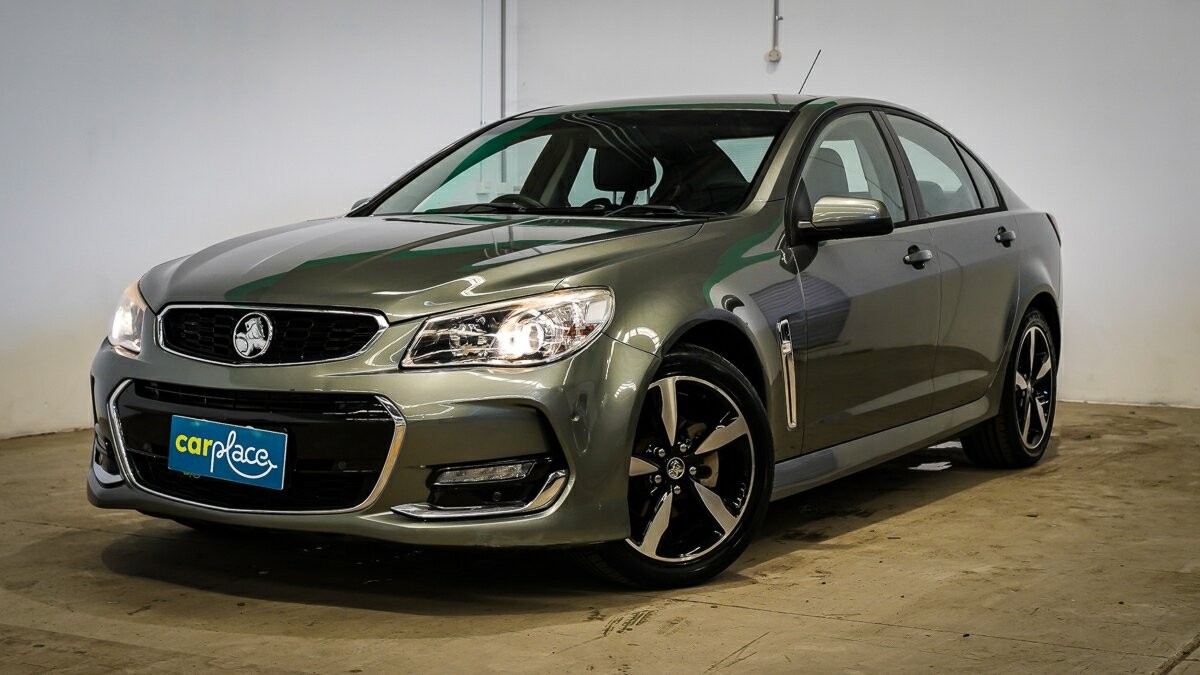 Holden Commodore image 1