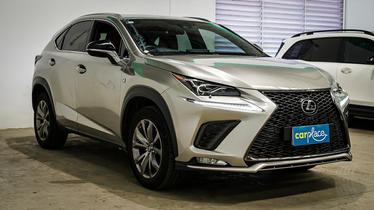 Lexus Nx image 4