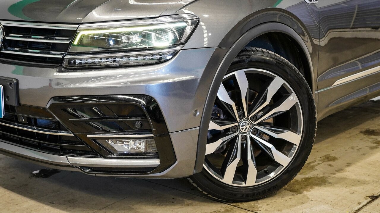 Volkswagen Tiguan image 2