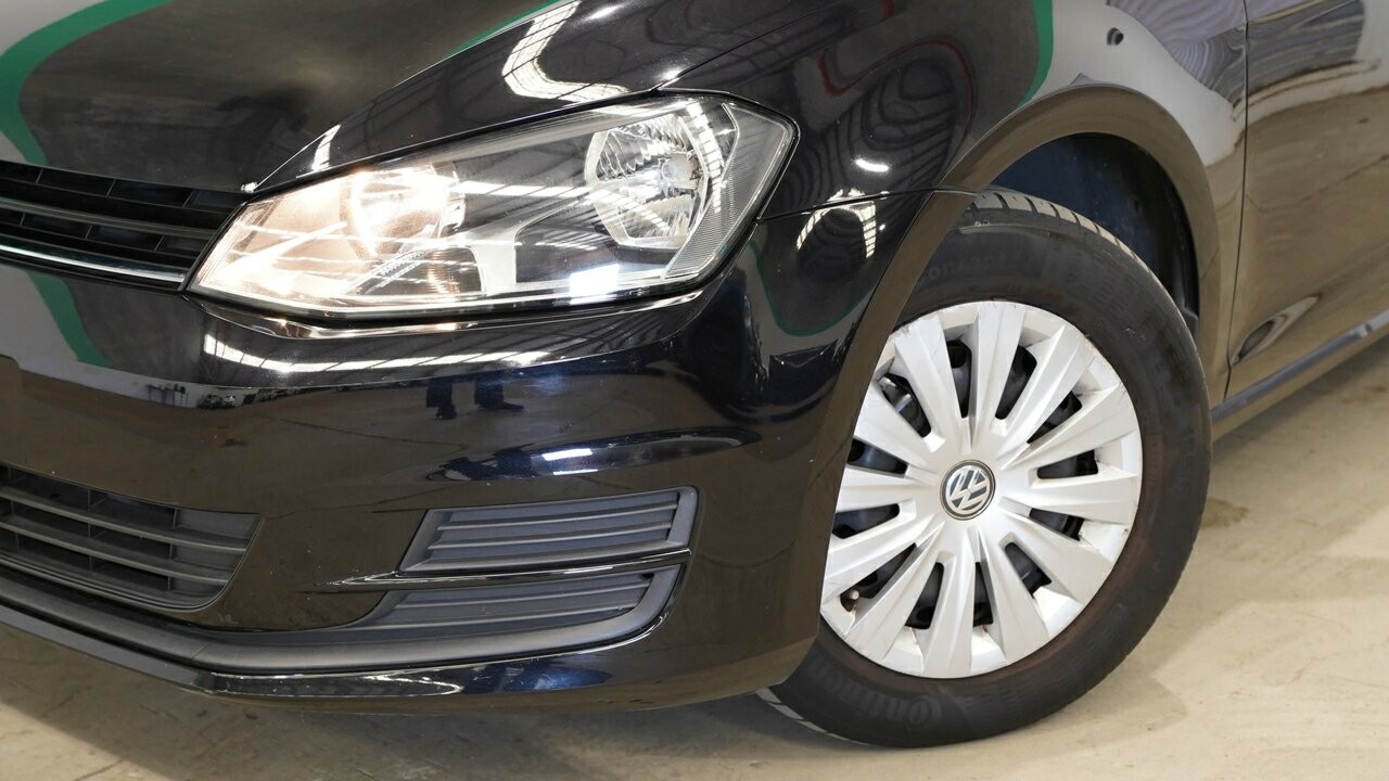 Volkswagen Golf image 3