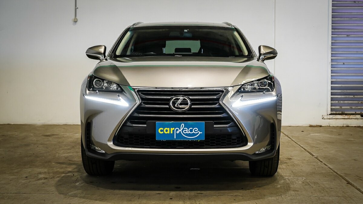 Lexus Nx image 4