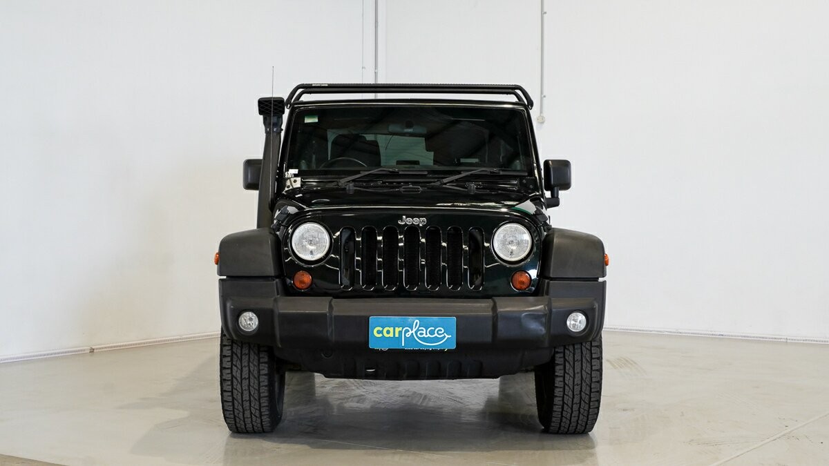 Jeep Wrangler image 2
