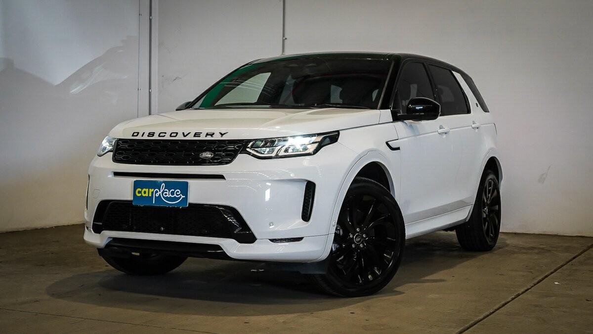 Land Rover Discovery Sport image 2