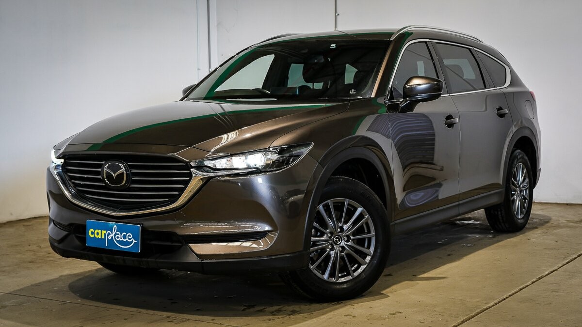 Mazda Cx-8 image 2
