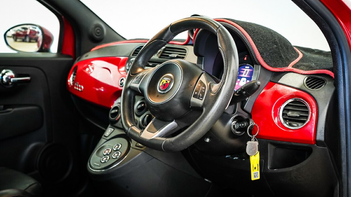 Abarth 595 image 4