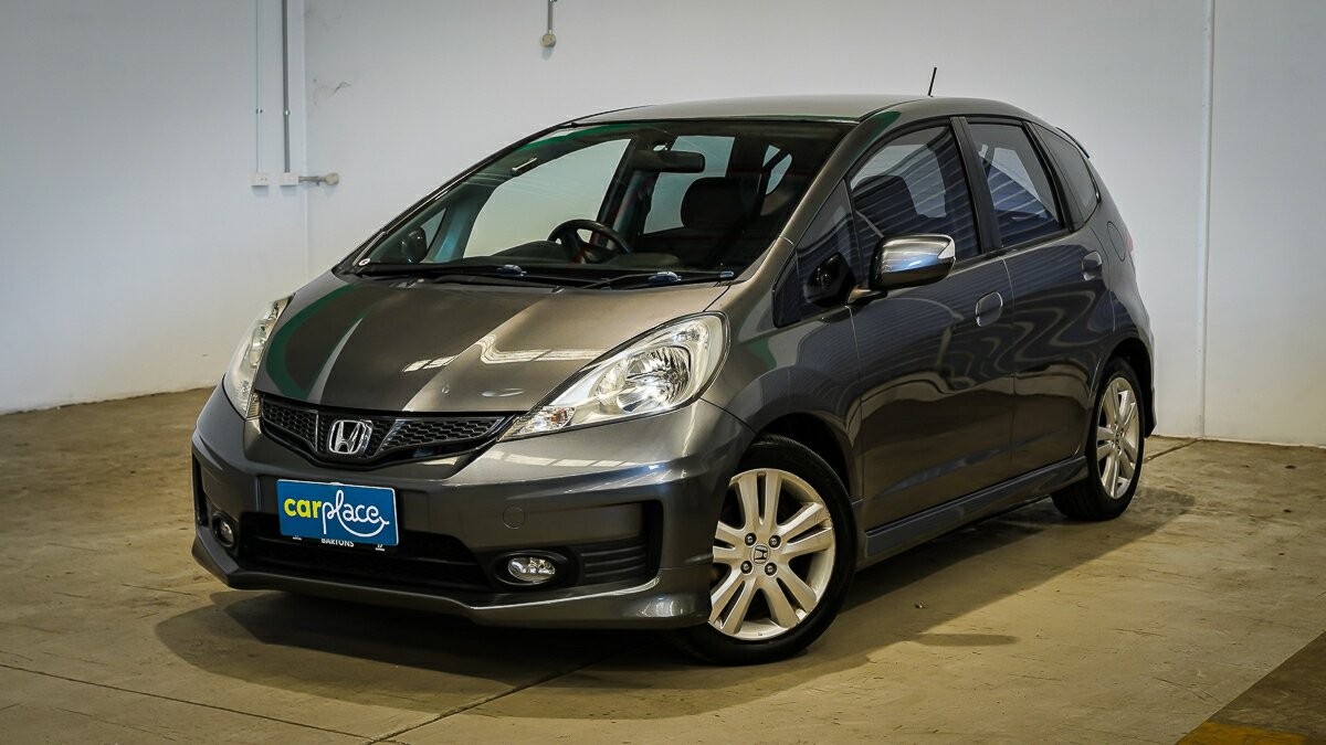 Honda Jazz image 2
