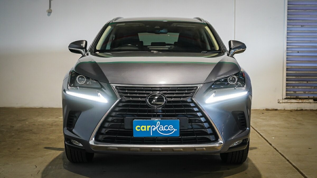 Lexus Nx image 4