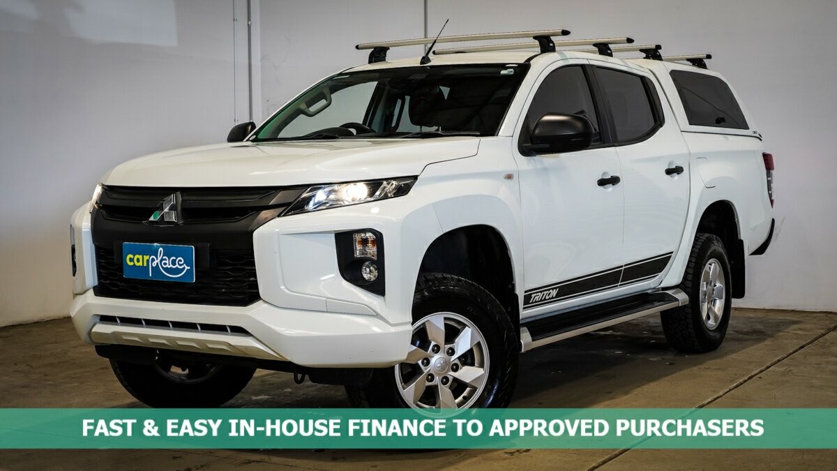 Mitsubishi Triton image 1